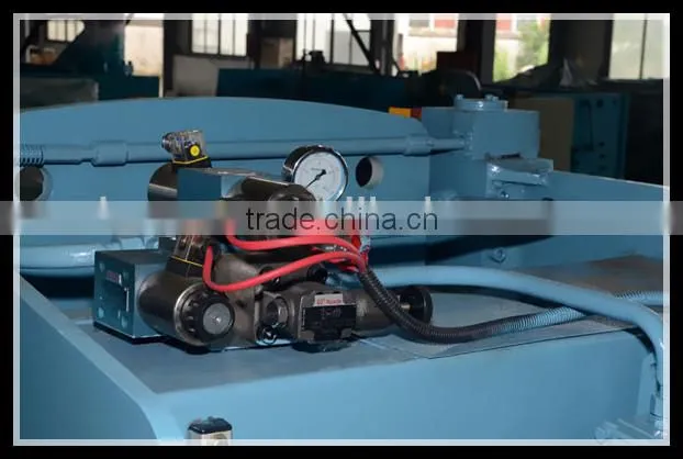 V Groove Bending Machine WC67Y-30T/1600/amada press brake tooling