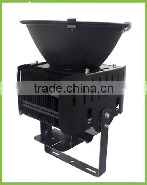 High IP65 finned aluminum housing 500w big power led flood light parts with 5 years warranty