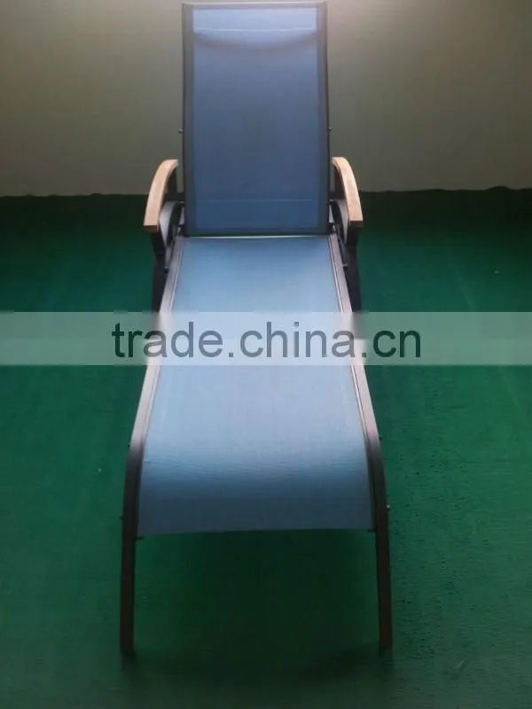 Outdoor Sun Lounge Chaise Lounge Wooden Armrest