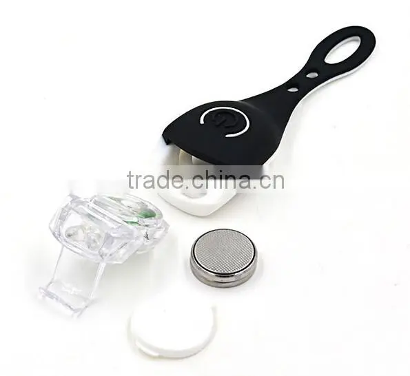 Prmotional silicon rubber metarial 2 LED bike light,bicycle light
