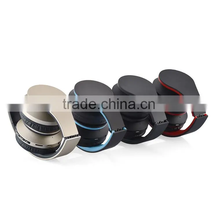 White Headset with 4 in 1 FM/MP3/Bluetooth/Wired Function