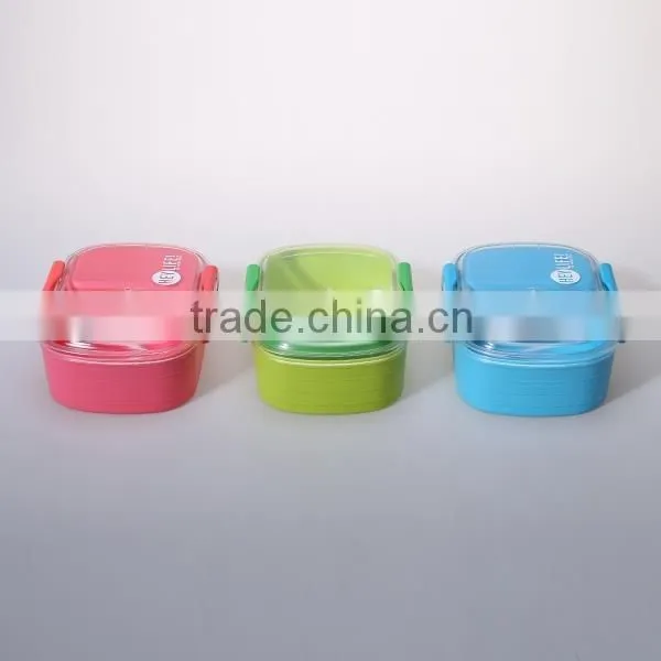 PP The large capacity plastic students lunch box with spoon