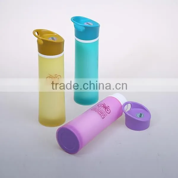 0.38L Creative design plastic water bottle with infuse
