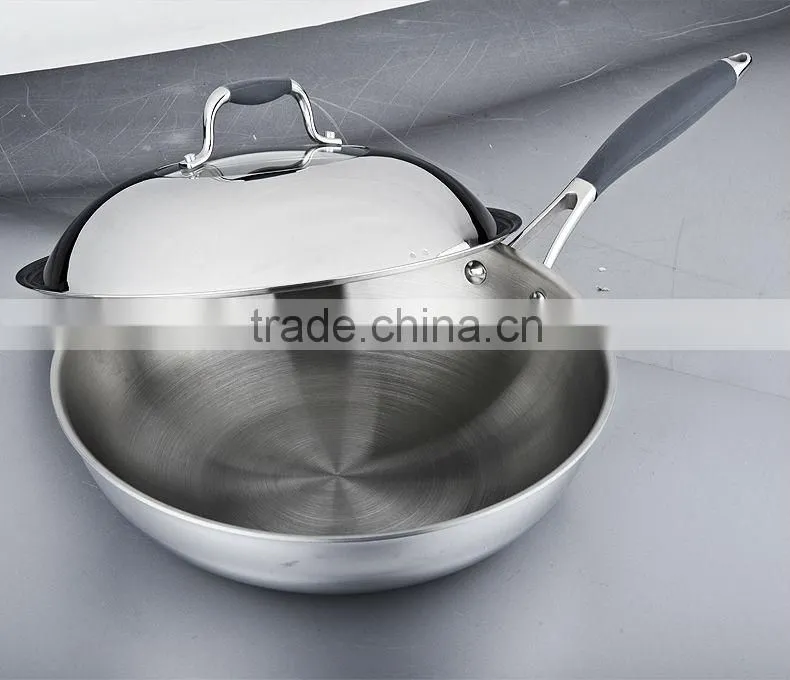 Charms Tri-ply forged aluminum fry pan
