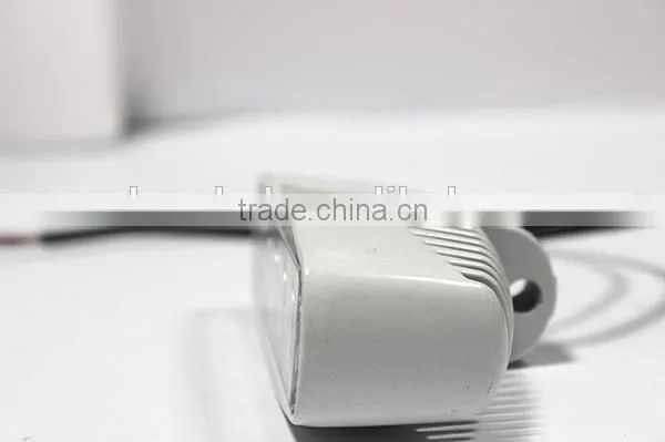 Best selling 2013 factory cost price white aluminum housing Boat accessories 12v 15w led work light