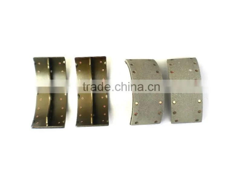 Auto brake shoes QINGLING 700P auto truck brake pads LTK brake rubber QINGLING light truck auto spare parts
