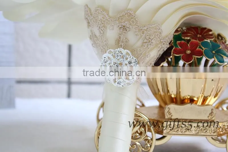 High quality luxurious blue wedding buquet