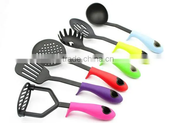 2015 New Nylon Kitchen Utensil Set with Revolving Holder for Restaurant