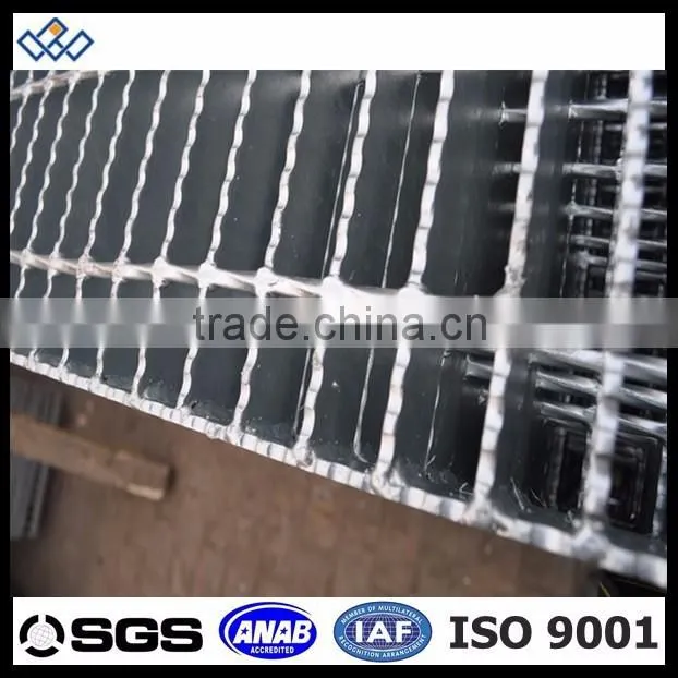 cheap price black steel serrated grating (jiuwang)