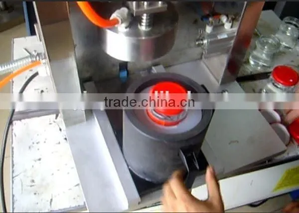 2015 best performance high speed 800-1800 bottle per minutes vacuum bouffant cap making machine