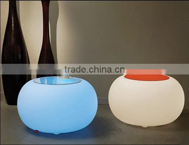Outdoor and indoor plastic RGB 16 colors changing lighting apple table chair for children