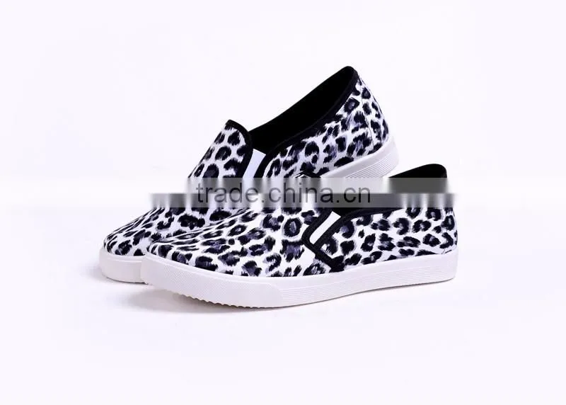 2017 Top fashion women flat shoes casual slip on canvas shoes