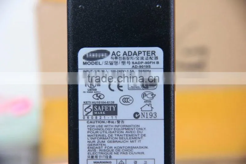 100% original 90W adapter For Samsung R410 R429 R439 R453 Laptop charger AC Adapter 19V 4.74a