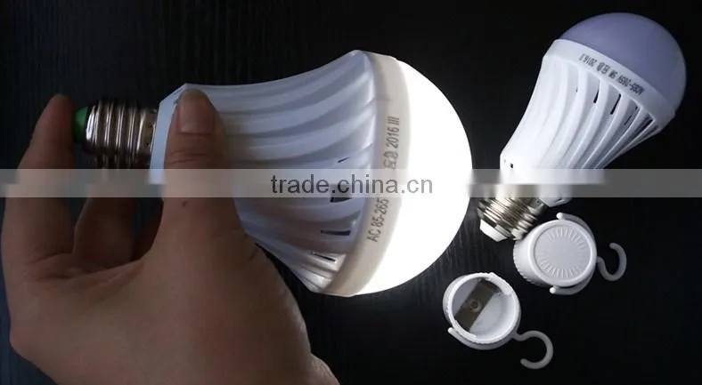 2016 E27 Built-in Battery Intelligent Rechargeable LED Emergency Bulb