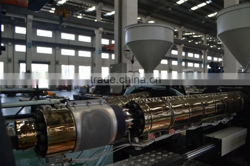 Automatic 5 gallon cap injection molding machine