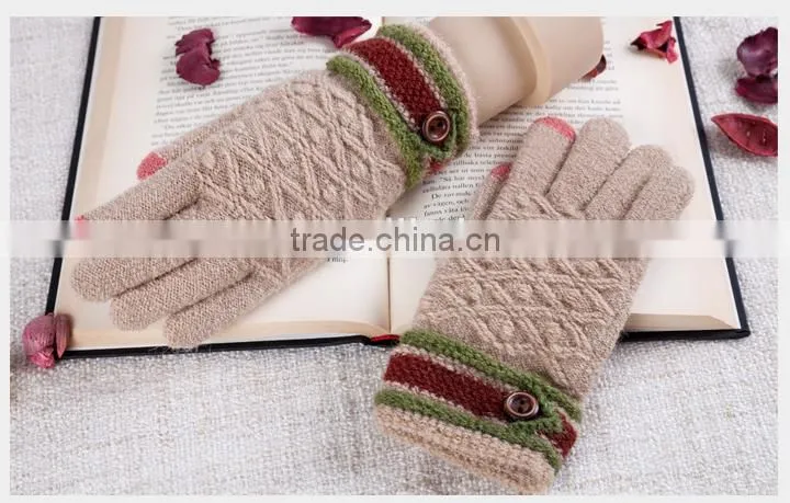 Hot Sale For Christmas Unisex Touch Screen Gloves For Couples 2 Fingertips With Conductive Fiber