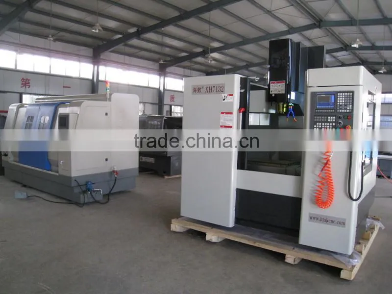 XH7132 cnc machining center/mini metal machine lathe
