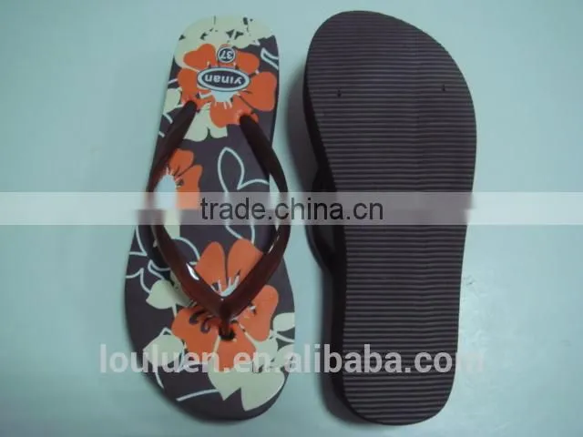 663 LOULUEN Custom EVA Ladies Flat Slippers Wedge Flip Flops For Women With Logo