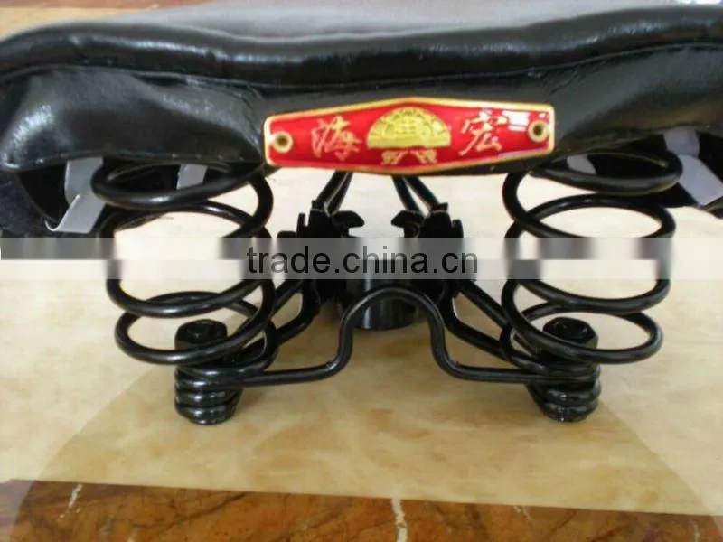 Durable imitation eather/leather bicycle saddle for 28" bicycle