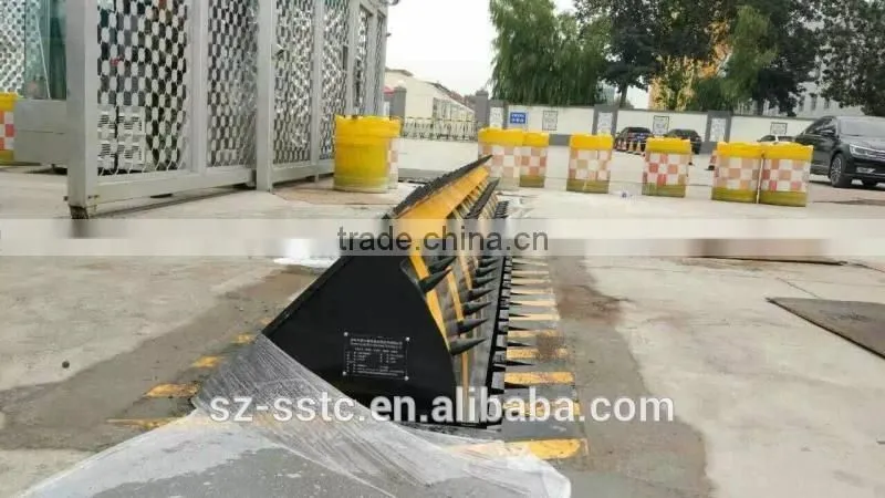 Massive production heavy duty security road blocker with steel tire killer