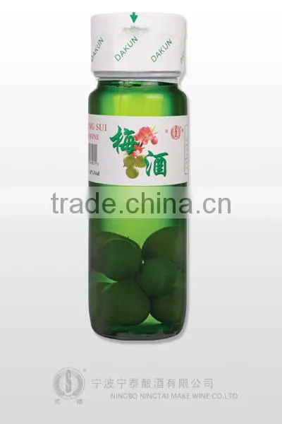 Alcohol 14% Japanese Sake with bottles