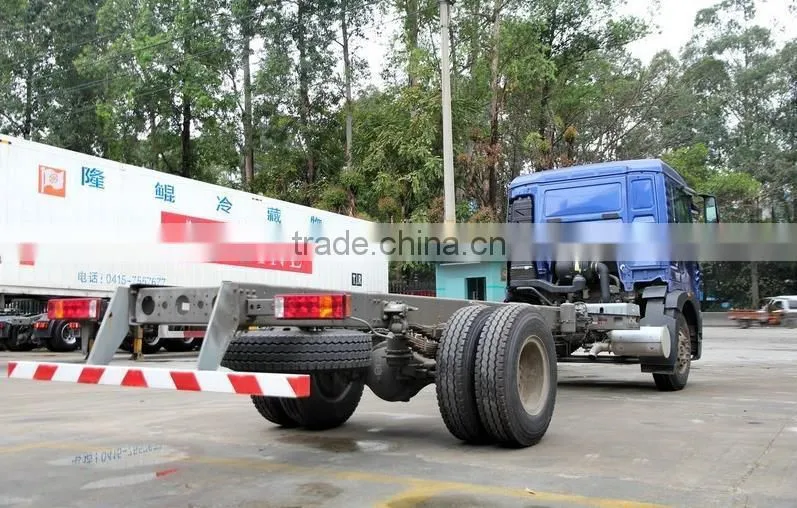 4x2 180hp Howo T5G Cargo Crane Truck Chassis sale in Senegal