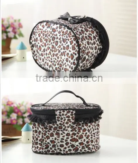 Portable lace border flower series makeup bag, large contents
