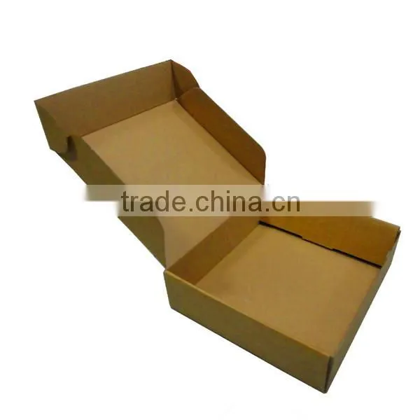 ecommerce retail packaging mailing shipping box
