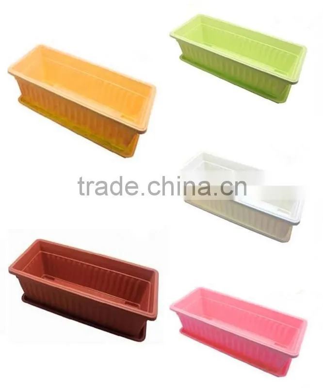 Plastic hanging flower planters