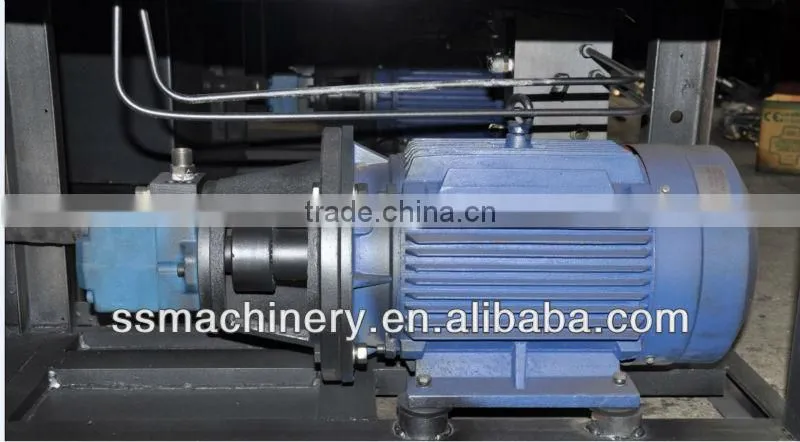 900KN plastic injection machine