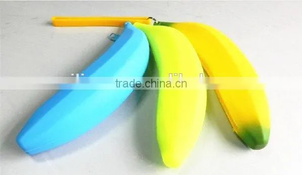 New styleBanana shaped silicone pencil case/cute cheap pencil cases/silicone rubber pencil case