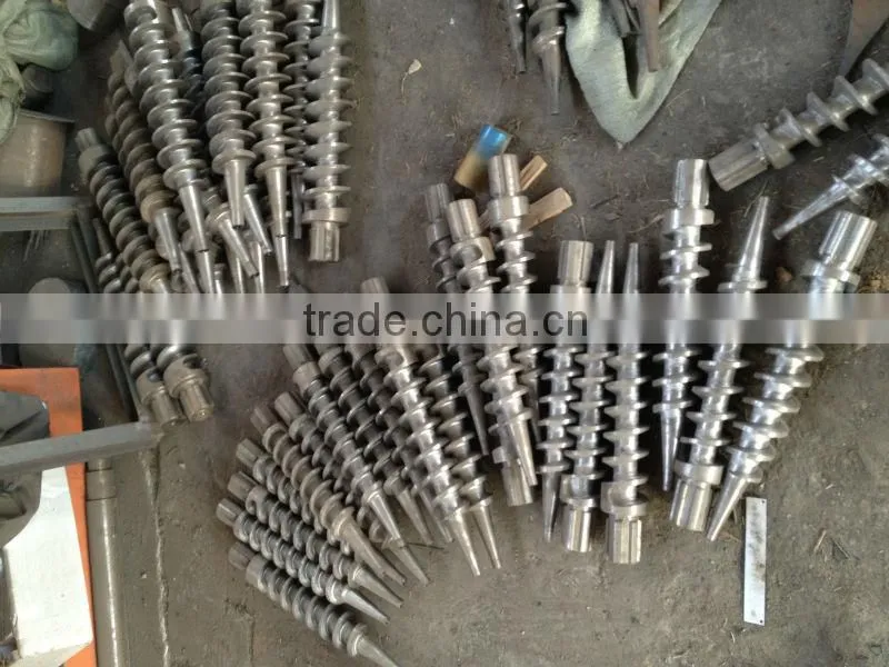 Yonghua wood sawdust briquette machine to make straw briquettes 008615896531755