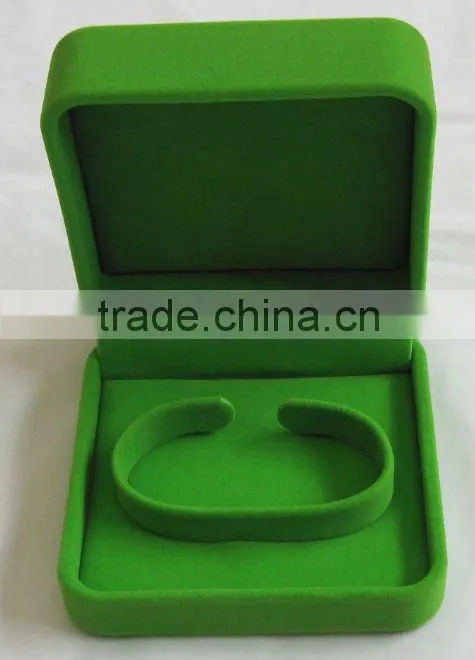 2011 Top quality velvet bracelet case