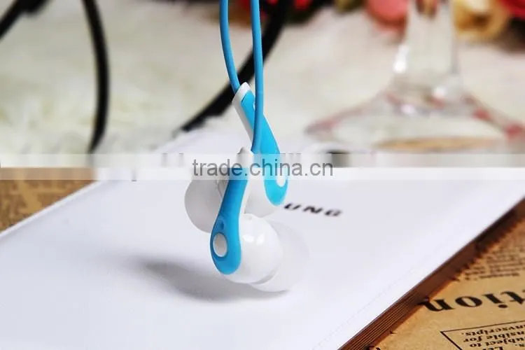 Wholesale universal headset wired in-ear headset cheap sell