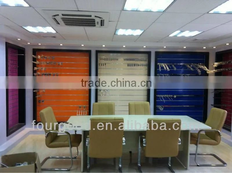 China Foshan Factory ! 6 balls Chrome Slatwall Clothing hook