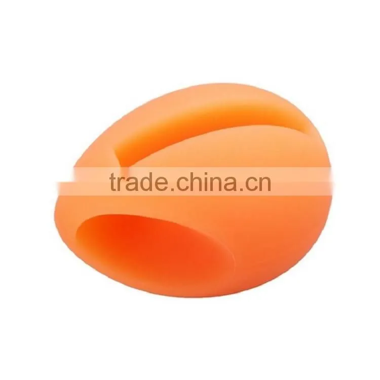2016 Best Christmas gift cheap mini speaker egg shaped silicone speaker for iPhone 5/5S