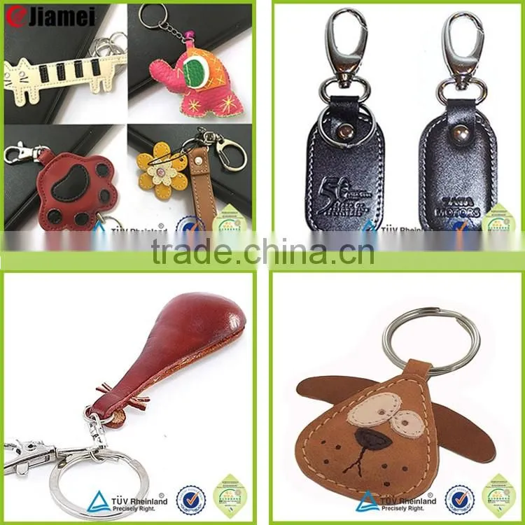 Promotional gifts plastic cartoon silicon key chain rubber custom pvc keychain