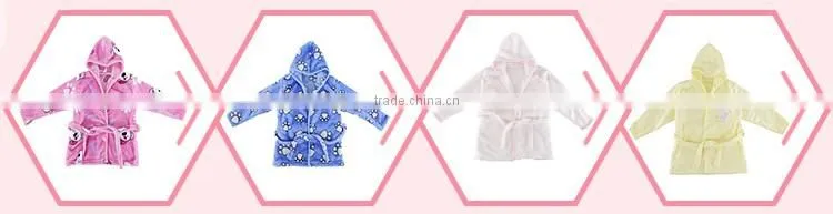 Wholesale 2016 new design 100% polyester carton baby girl bathrobes