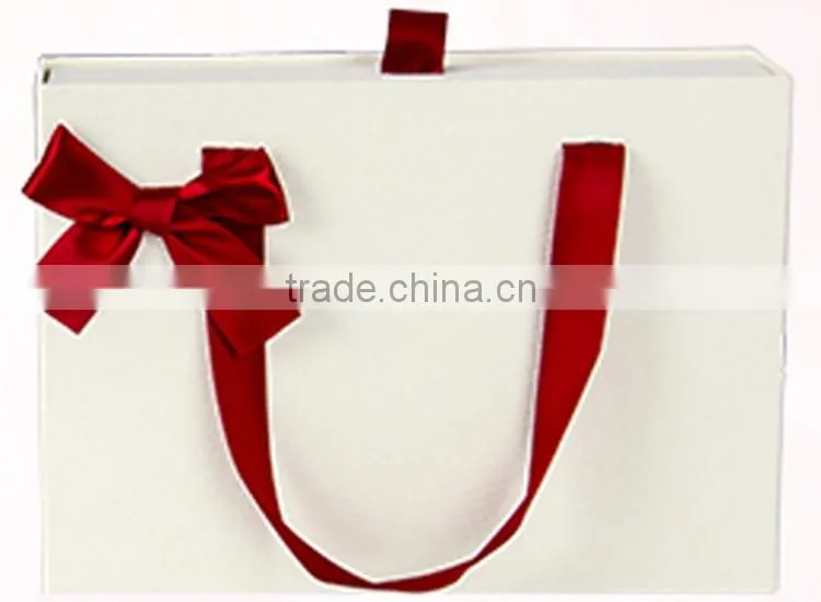 China supplier 2016 customized wholesale luxurious packaging cardboard paper gift boxes with bowknot