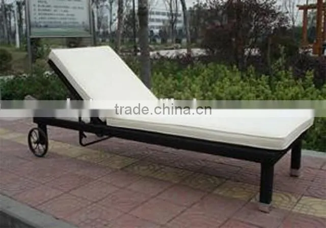 new products rattan outdoor chair with adjustable legs