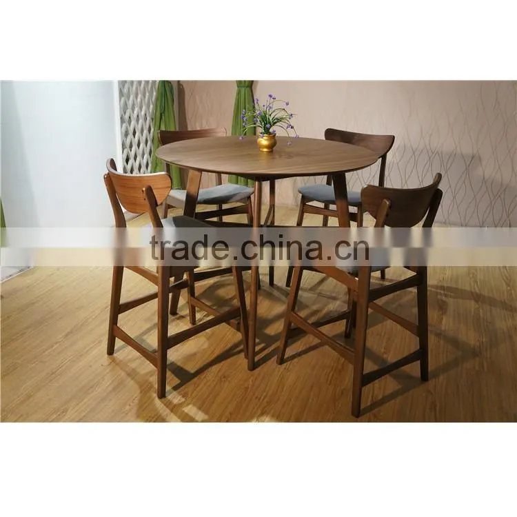 Malaysia Style Rubber Solid Wood Dining Chair and Table Set