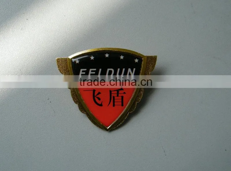 shield shaped metal lapel pin with epoxy resin dome coating,custom printing pin badge