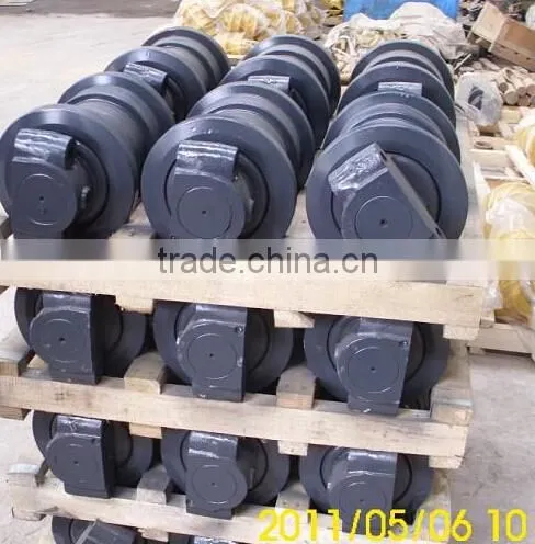 20Y-30-00320 Excavator Front Idler PC200LC-7