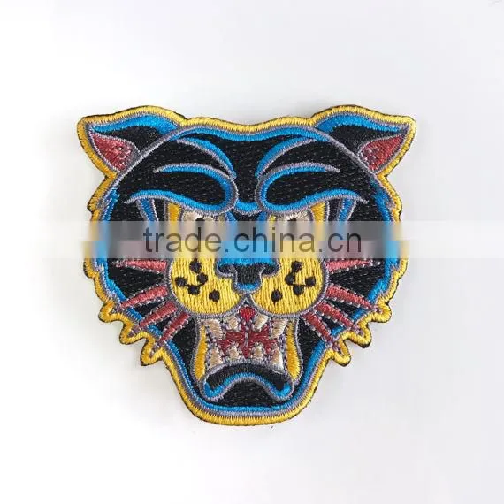 2017Customized tiger Embroidery Patch, new Custom Embroidered 3D Logo Patch