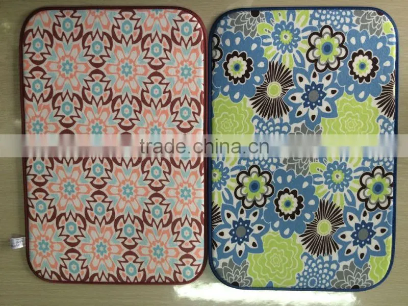 Colorful folower printed dish drying mat with solid terry backside