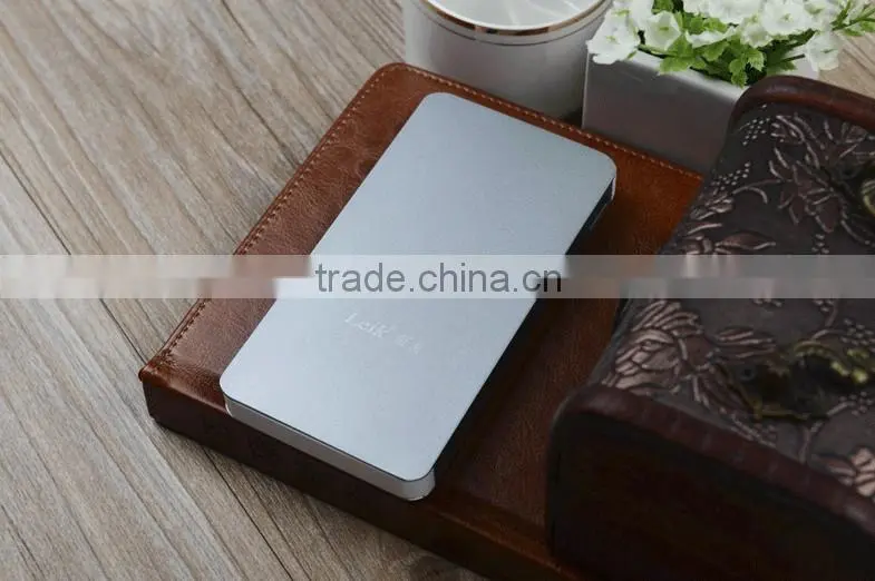 2014 Newly super thin power bank 10000mah with Three anti cell phone charger