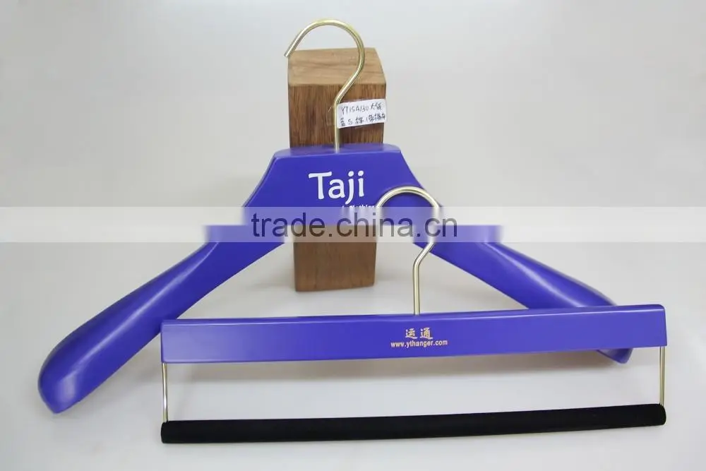 IMY-535 blue custom wooden china hangers