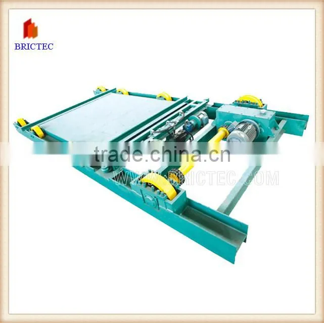 Hydraulic ferry car for brick kiln