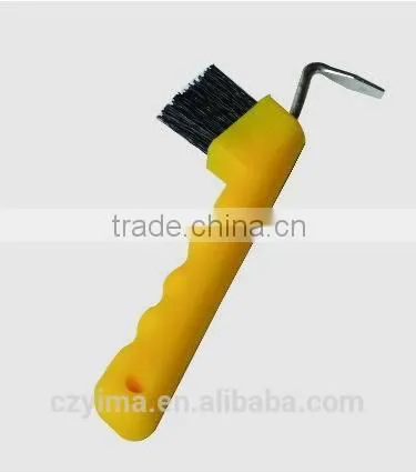 12 pcs plastic horse dandy brush in display box /assorted color