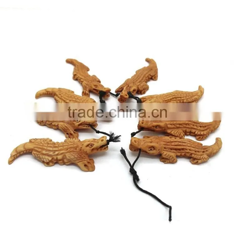 OB039 Jewelry making Supplies,Antique look ,Ox bone Deep relief Carved Crocodile pendant